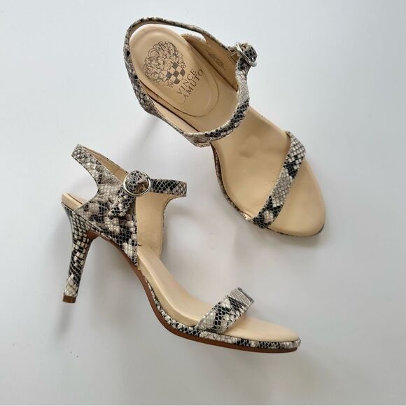 Vince Camuto Lynona Strappy Sandal in Black White Gray Glossy Python Size 8.5 - Picture 1 of 11